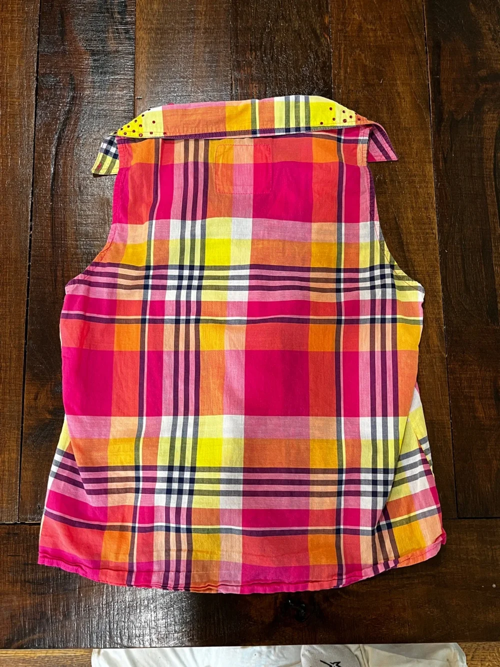 Bright Justice Plaid Tie-Front Sleeveless Blouse  100% Cotton